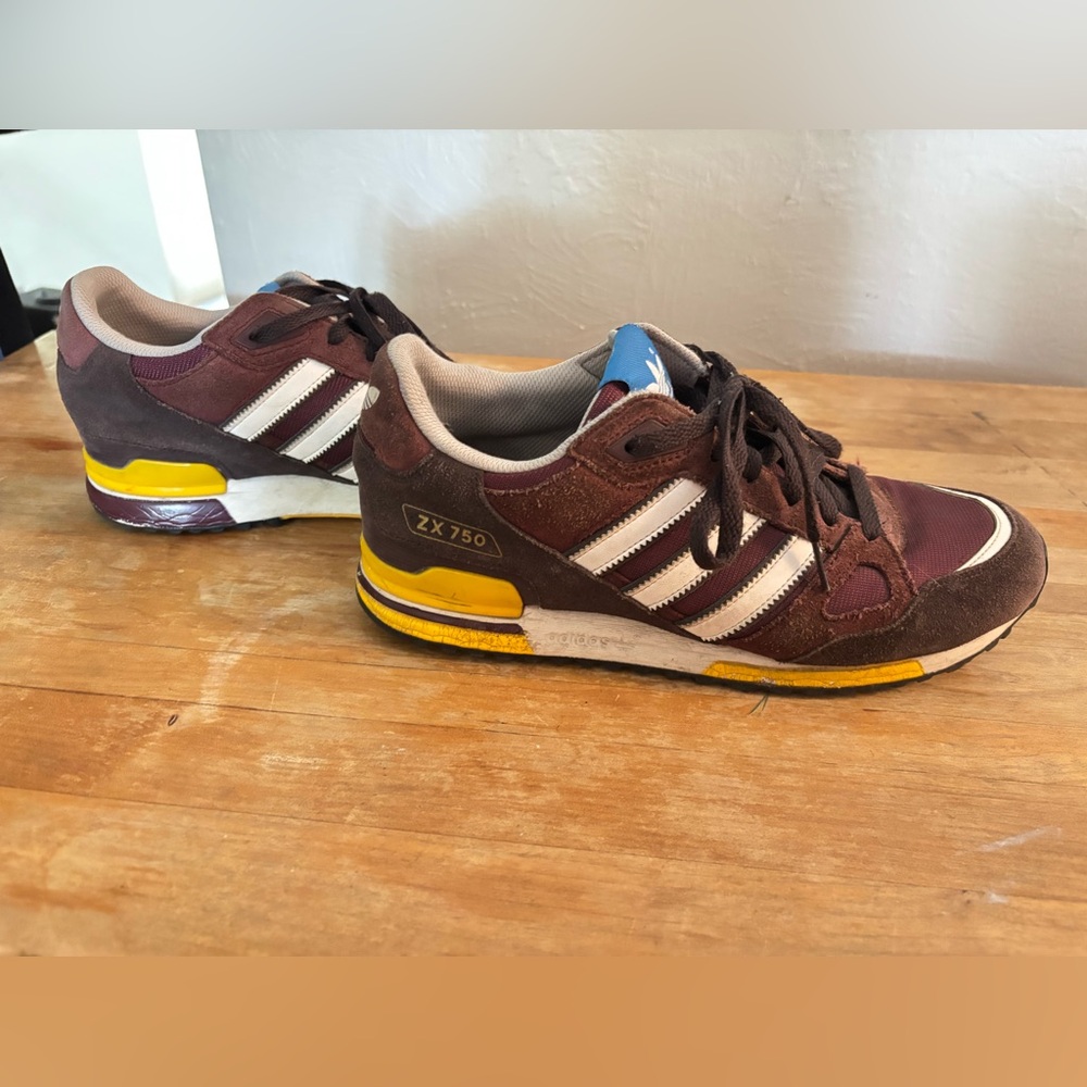 Adidas ZX 750 Men's Maroon and Yellow Sneakers